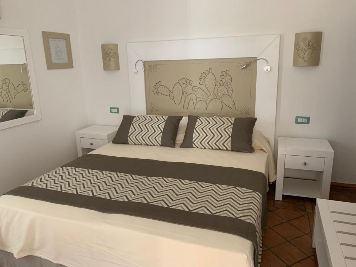 Rooms Apartaments Santa Teresa Capo Testa Exterior foto