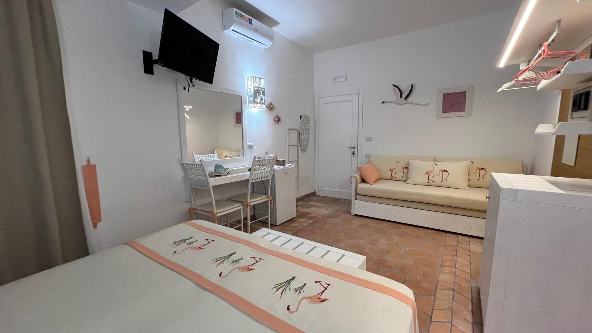 Rooms Apartaments Santa Teresa Capo Testa Exterior foto
